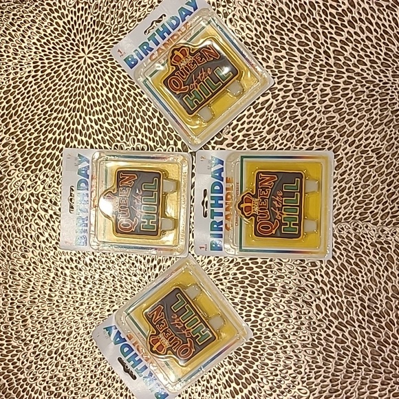 Amscan "Queen of the Hill" Adult Female Birthday Celebration Paperware 414 pcs - Picture 9 of 14